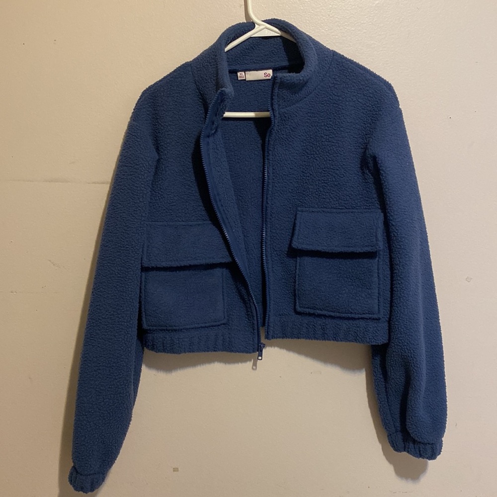 So cropped zip up jacket